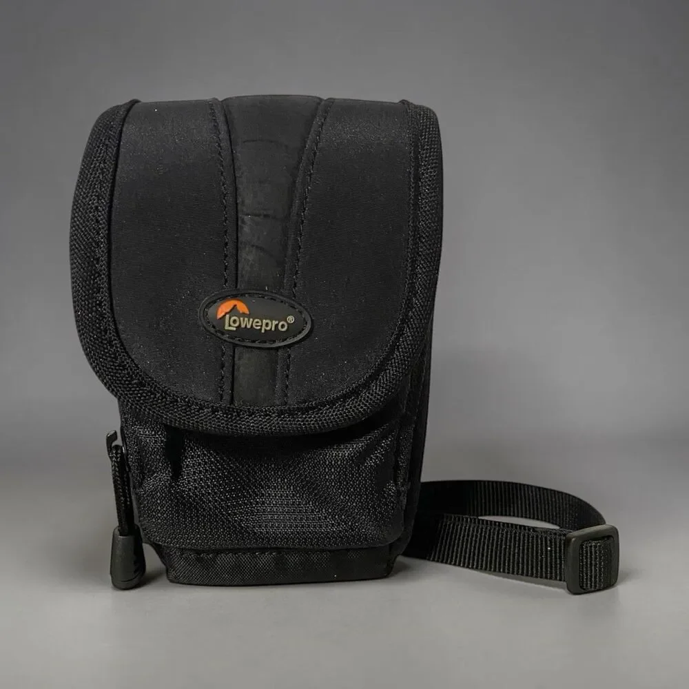 Lowepro Rezo 50 Camera Case Black Compact Digital Pouch w/ Strap Padded